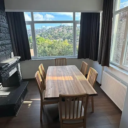 Hills Hideaway